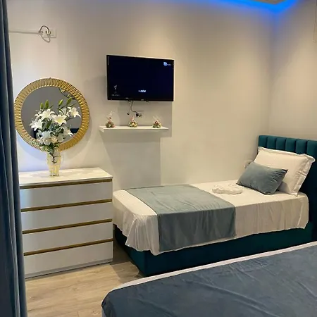 Almar House Apartment *