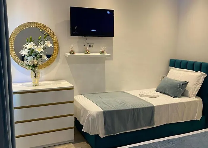 Almar House Apartman *